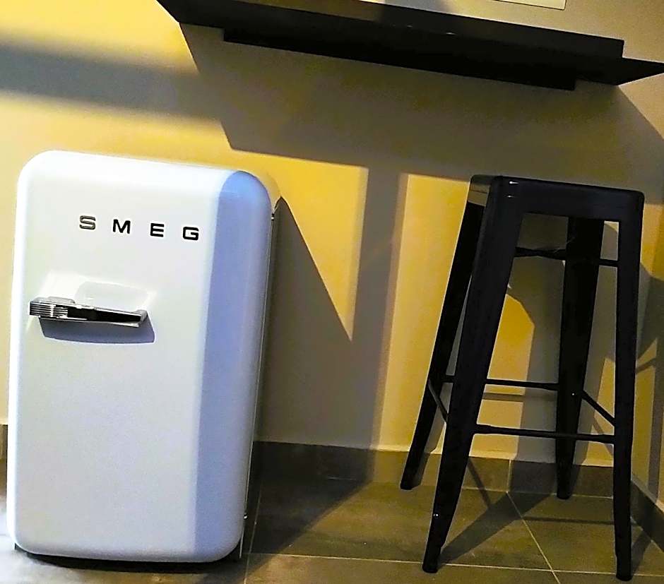 GARAGE47 Storica Officina Meccanica LOFT B&B iN PIENZA