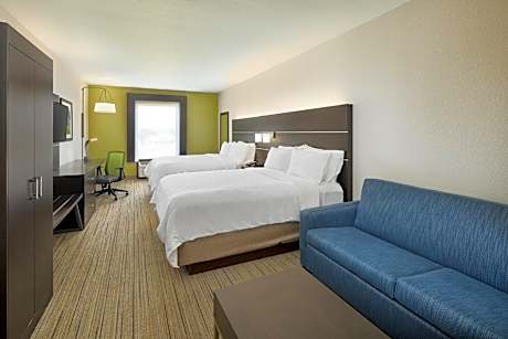 Queen Suite with Two Queen Beds and Sofa Bed