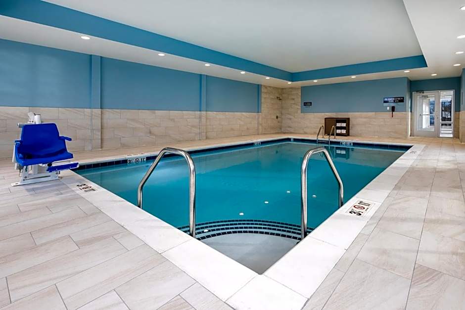 Holiday Inn Express & Suites Benson By IHG