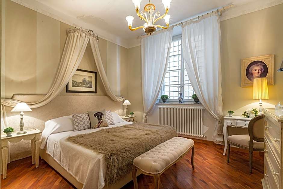 Casa Opera in Lucca With 2 Bedrooms and 2 Bathrooms