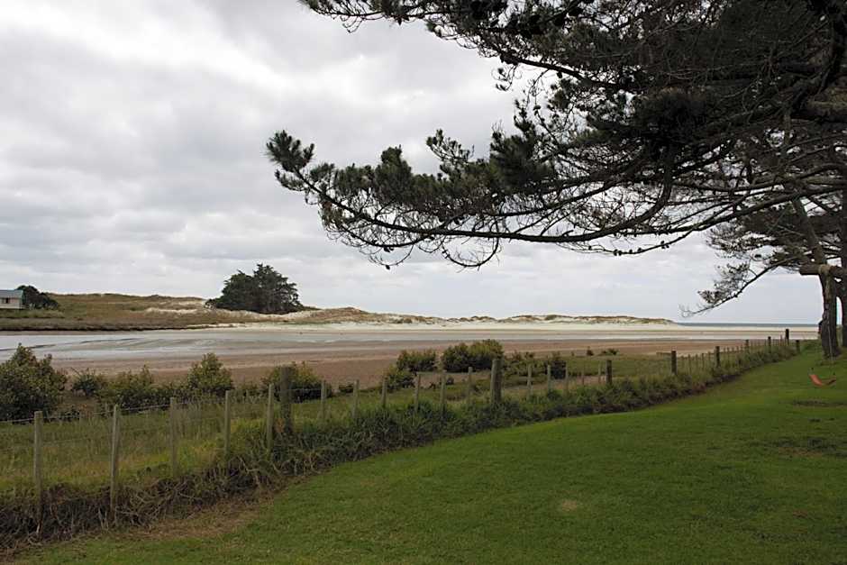 Pakiri Beach Holiday Park