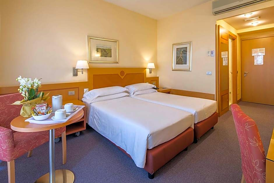 Best Western Hotel I Triangoli