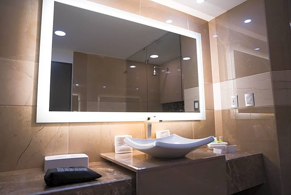 Holiday Inn Queretaro Zona Diamante By IHG