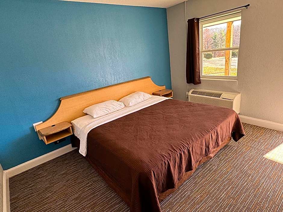 Budget Inn