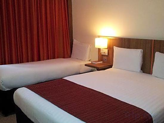 Ramada Hounslow - Heathrow East
