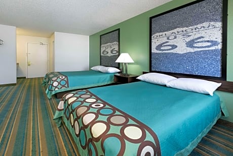 2 Double Beds Non-Smoking