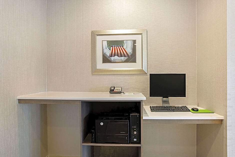 La Quinta Inn & Suites by Wyndham Williamsburg Historic Area