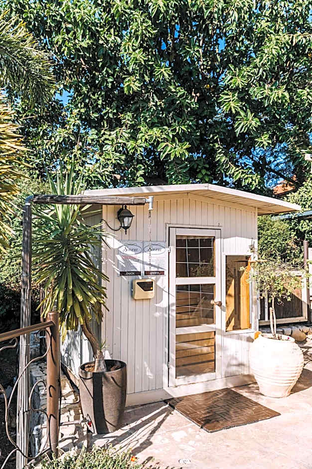 Cnaan Village Boutique Hotel & Spa