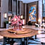 Yuexiu Hotel Guangzhou, Curio Collection by Hilton