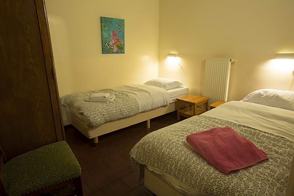 Apartments Cour d'Aix