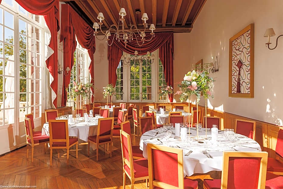 Le Chateau de la Tour