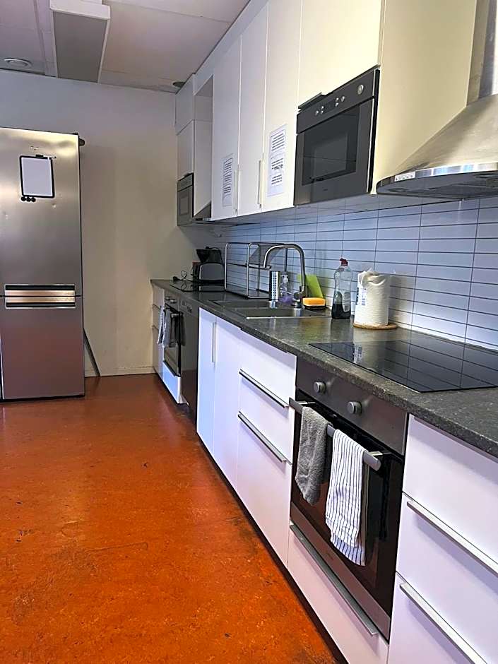 Rentalux Hostel - double & single rooms