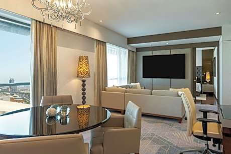 Pearl Suite, Club lounge access, Suite, 1 King