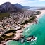Hermanus Beachfront Lodge