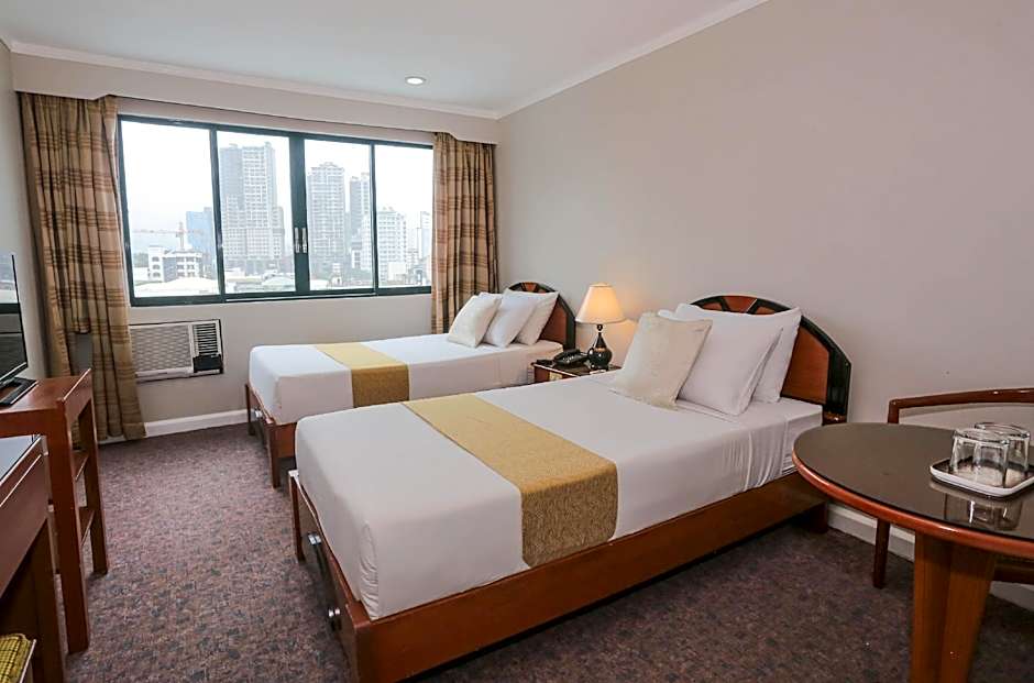 Holiday Plaza Hotel Cebu