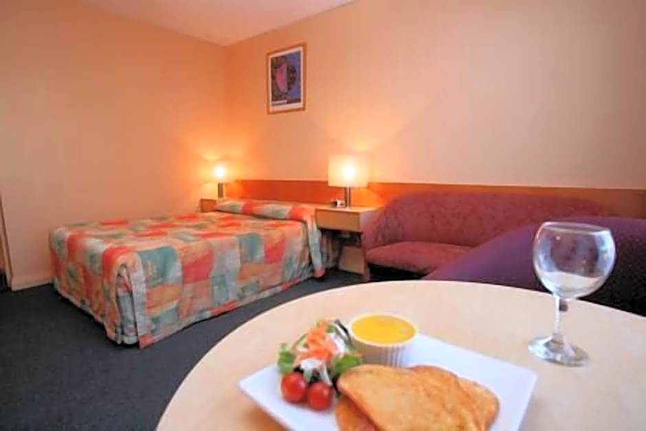Heemskirk Motor Hotel