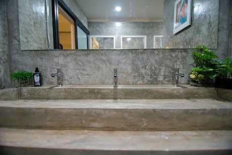 Quadruple Room with Shared Bathroom