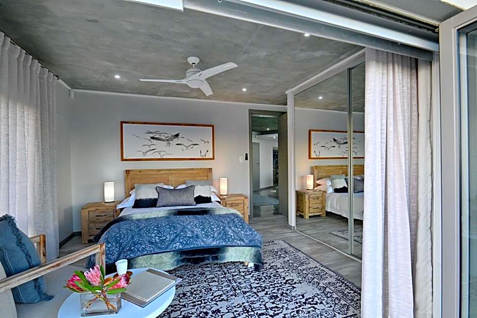 At Last Glentana Beach Manor