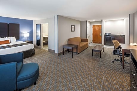 1 King Bed Mobility Accessible Room Non-Smoking
