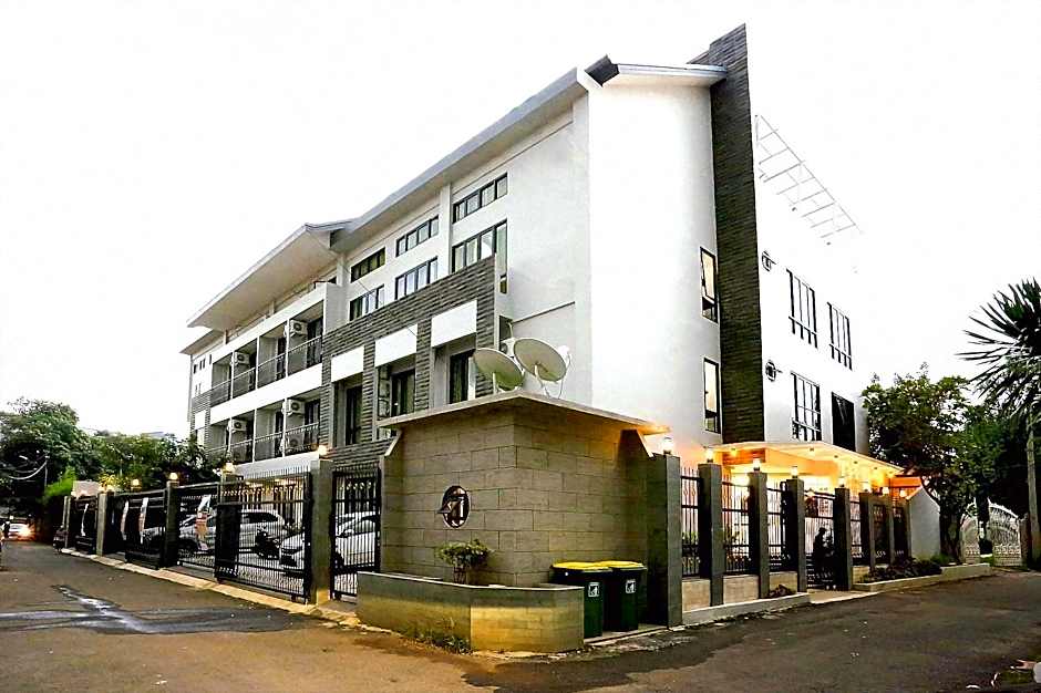 Urbanest Inn House TB Simatupang