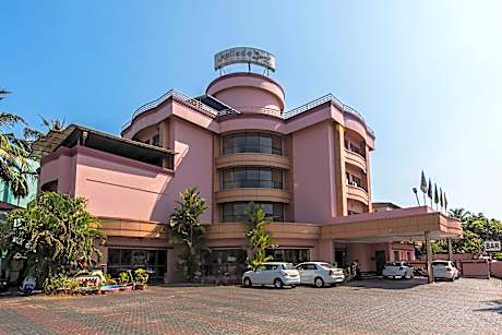 KALLADA REGENCY - Couples 21 Only 