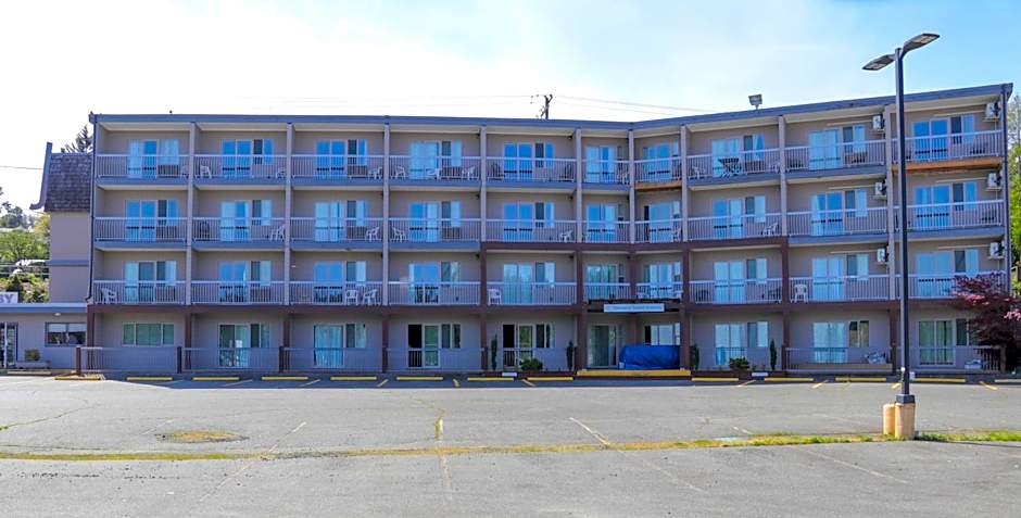 The Waterfront Suites and Marina