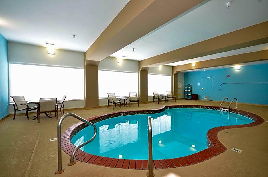 Holiday Inn Express Hotel & Suites Farmington By IHG