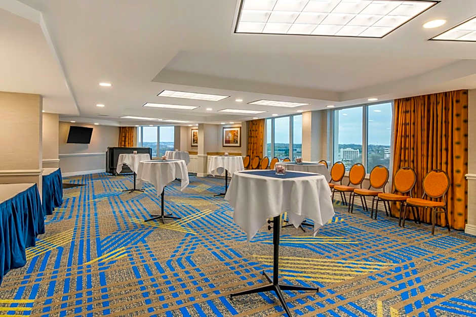 DoubleTree By Hilton Jefferson City