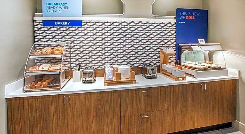Holiday Inn Express Frisco Legacy Park Area By IHG
