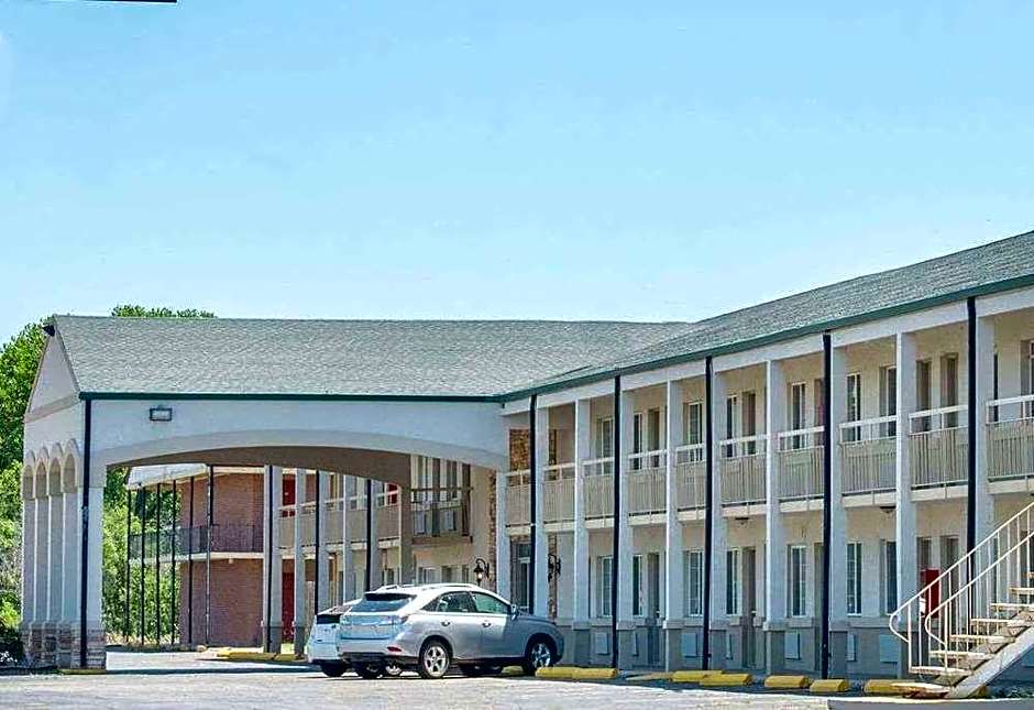 Howard Johnson Inn Salina