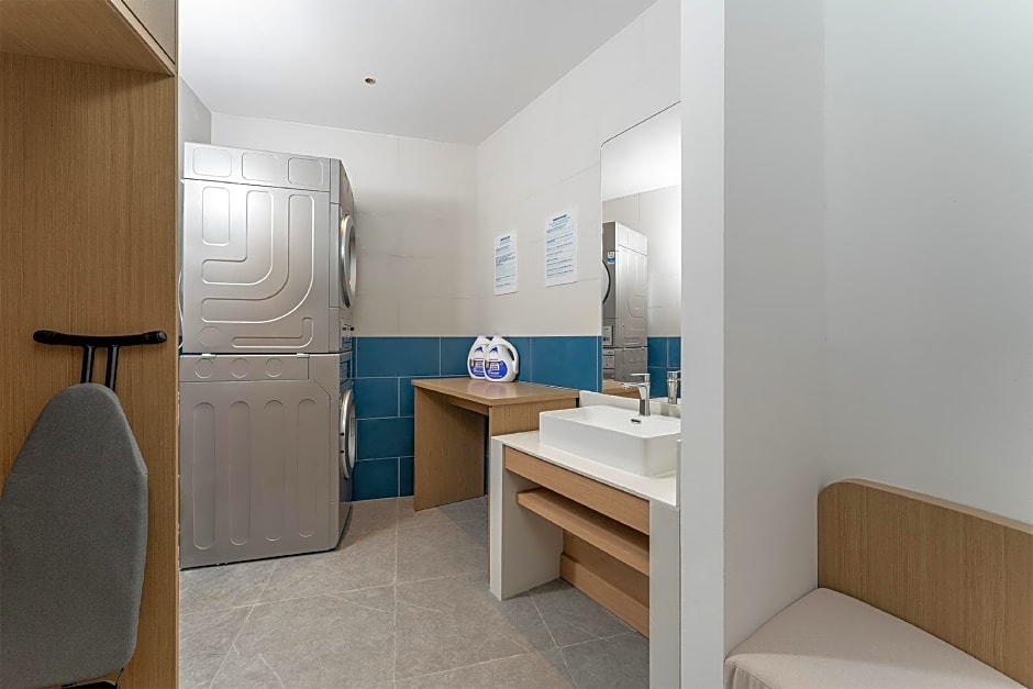 Holiday Inn Express Dandong City Center By IHG