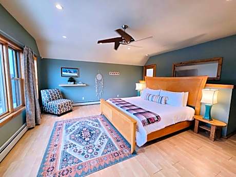 Two-Bedroom Suite