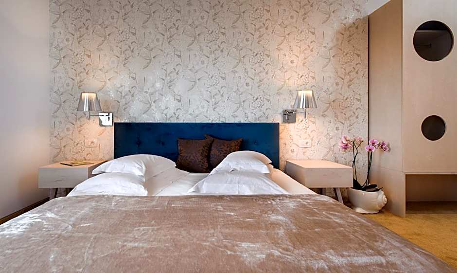 Boban Luxury Suites