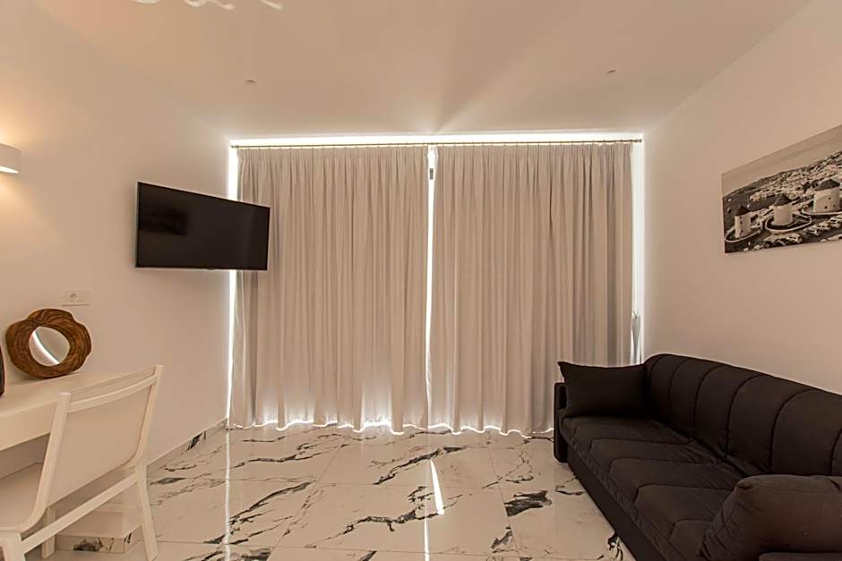 Bianco a Nero Mykonos