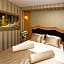 Aprilis Hotel