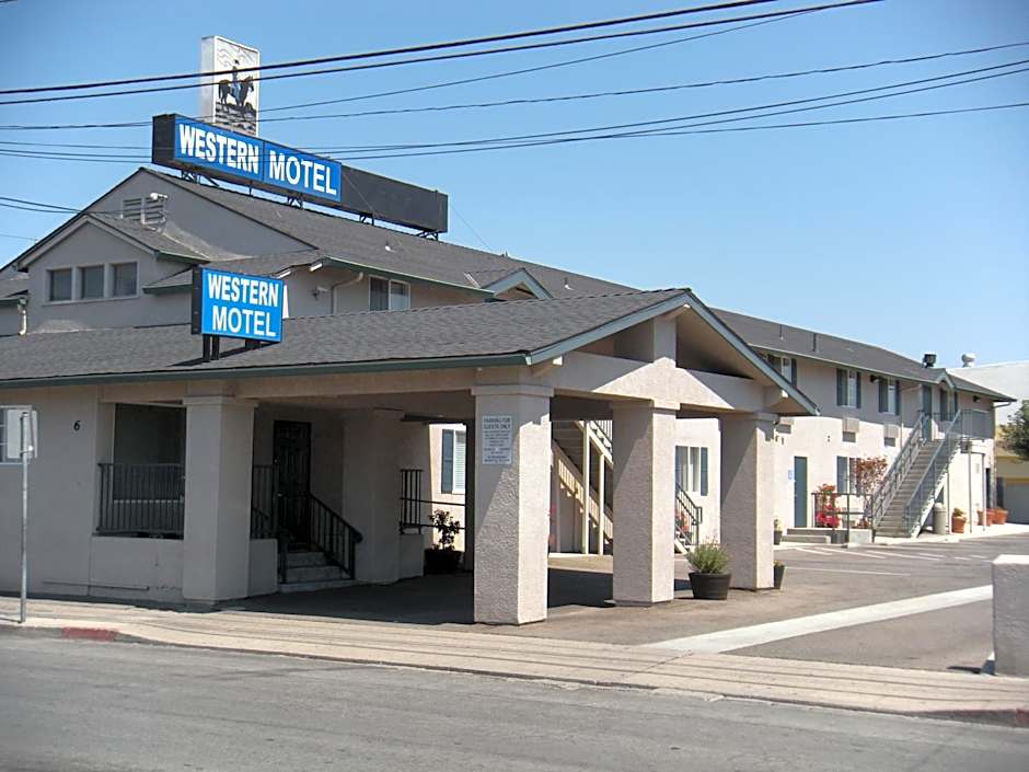 Photo 1 of 12 of Western Motel
