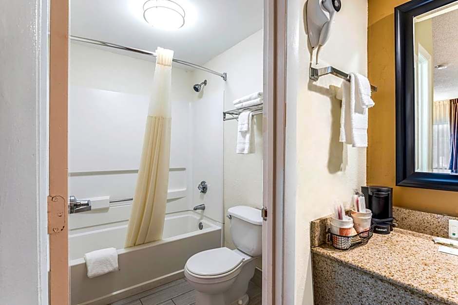 Quality Inn Downtown