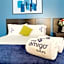 Hotel Amigo Suites