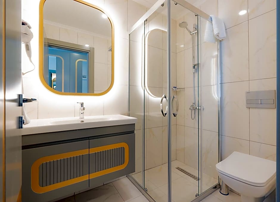 Gurses Life Hotel