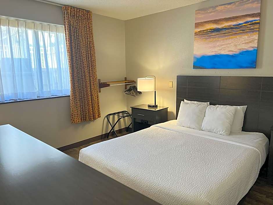 Days Inn by Wyndham Orange Park/Jacksonville