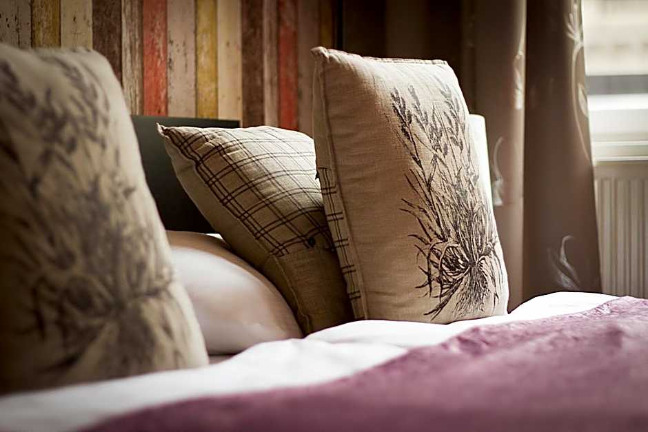 Royal Court Legerova