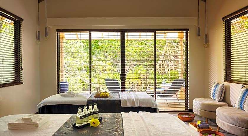 NH Collection Maldives Havodda Resort