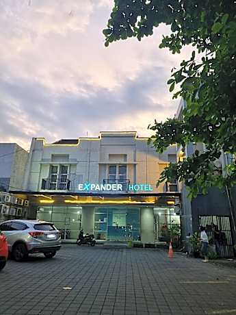 EXPANDER HOTEL Semarang (Formerly CityOne)