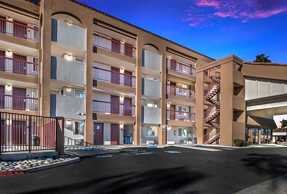 Days Inn by Wyndham Chula Vista-San Diego