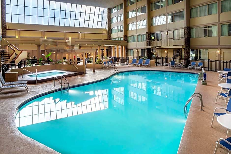 Wyndham Garden Westlake