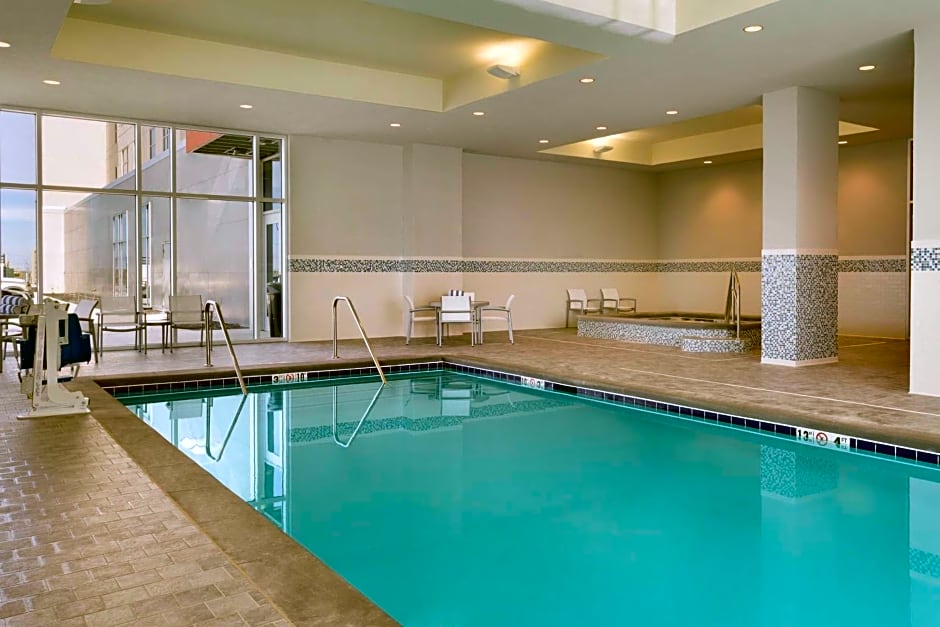 Embassy Suites By Hilton Kansas City/Olathe