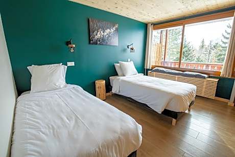 Double Room with Mountain View