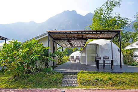 Family Land Camping Resort 