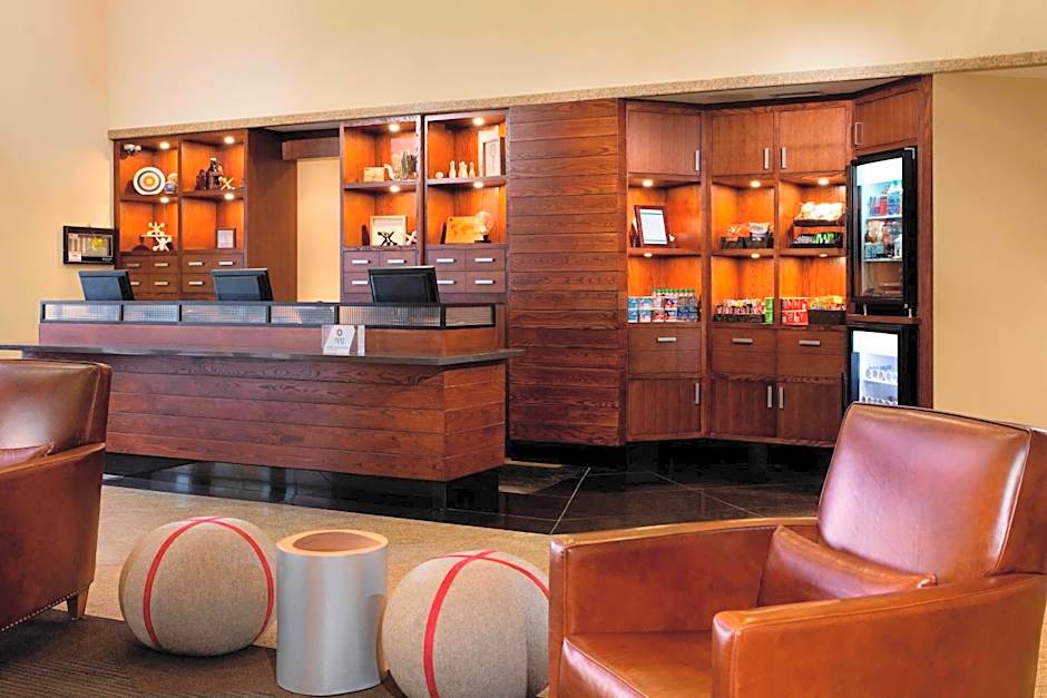 Four Points by Sheraton Hotel & Conference Centre Gatineau-Ottawa