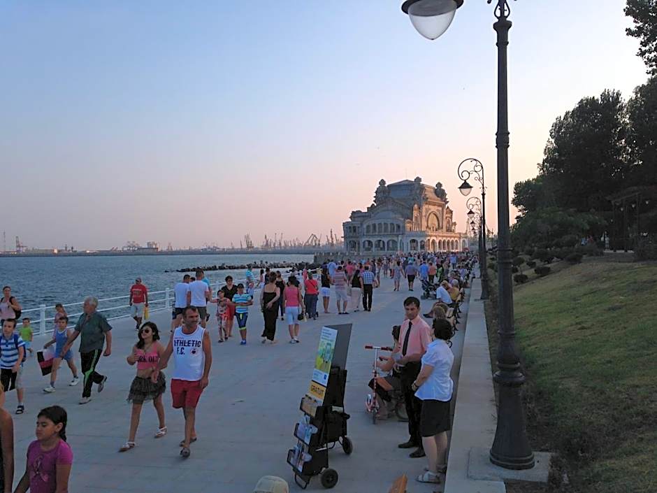 Villa Anticus (Adults Only)